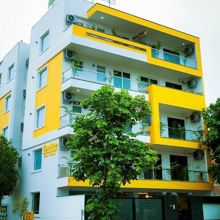 Lime Tree Luxury Studio - Service Apartment Near Artemis Hospital ,גורגאון מראה חיצוני תמונה