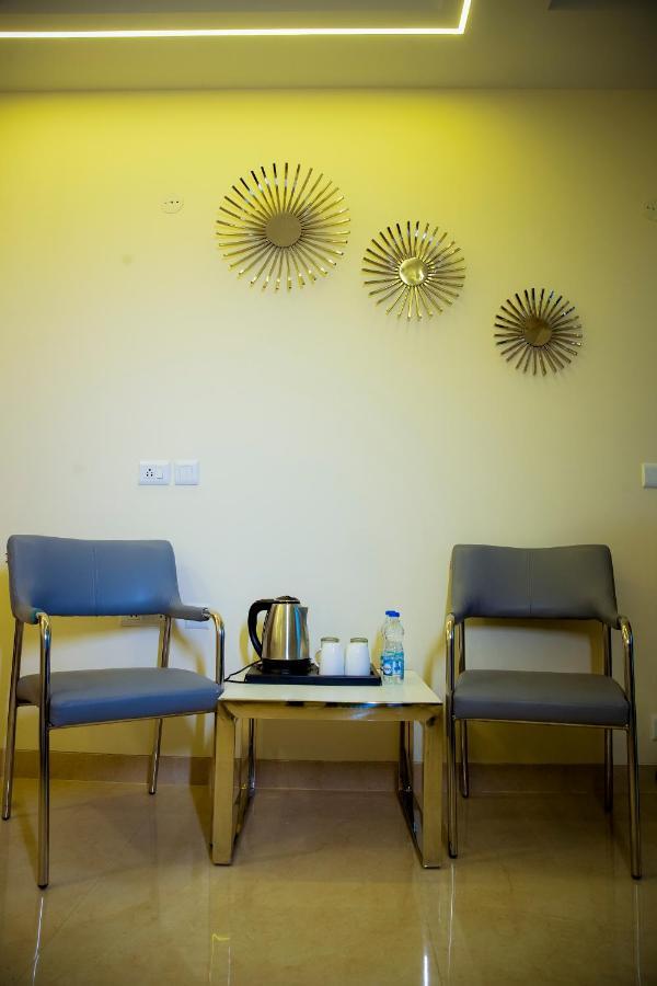 Lime Tree Luxury Studio - Service Apartment Near Artemis Hospital ,גורגאון מראה חיצוני תמונה